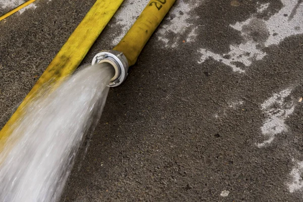 Desentupidora JLSilva - atendimento emergencial 24 horas - hidrojateamento de alta pressão